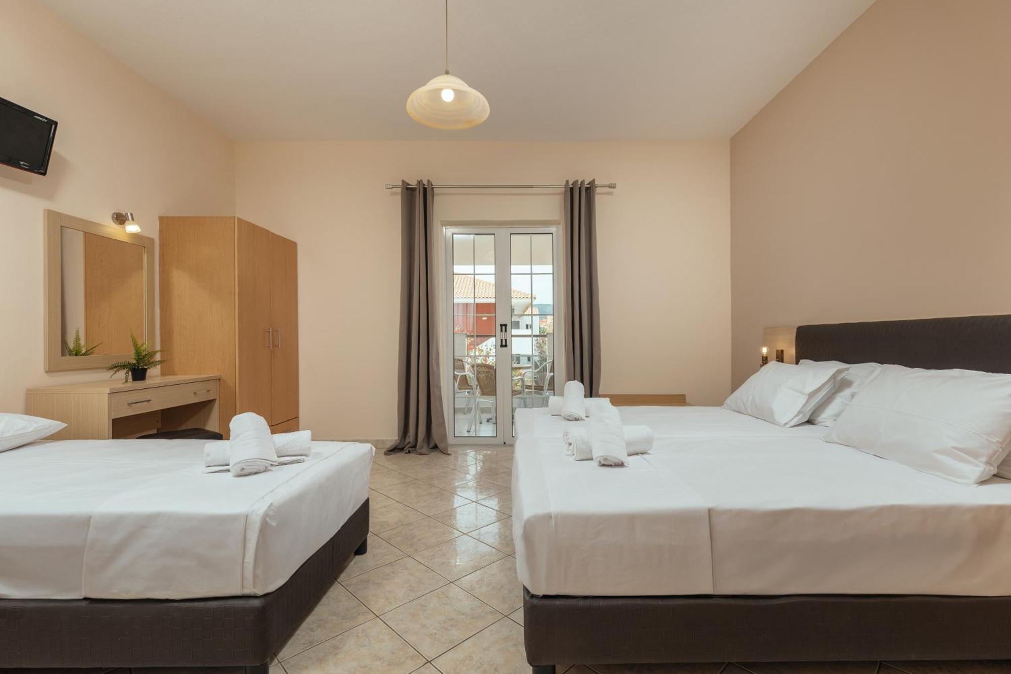 Yakinthos Hotel Laganas Dış mekan fotoğraf