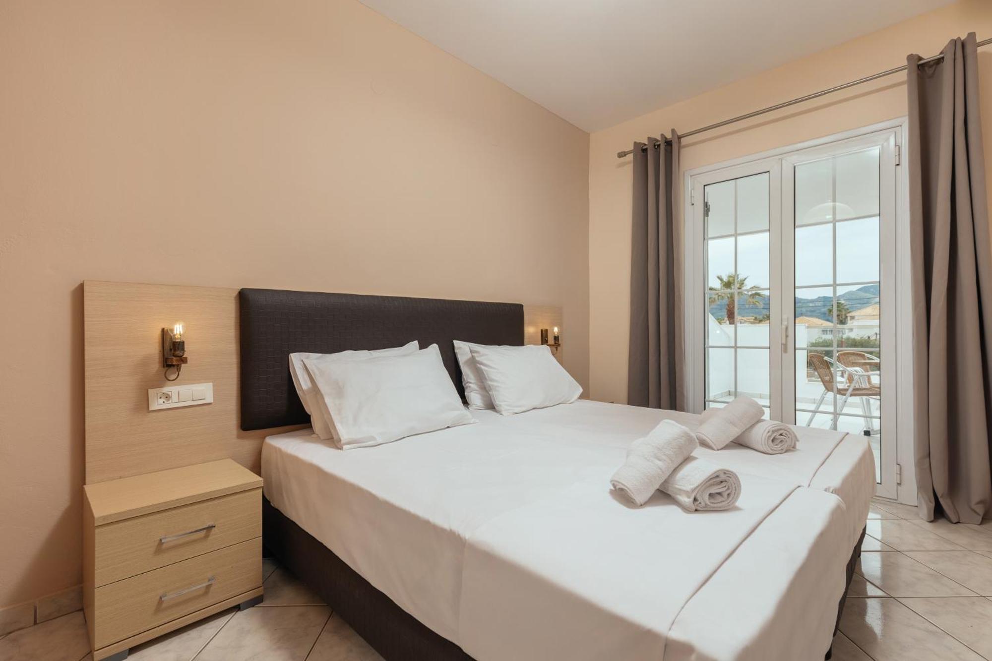 Yakinthos Hotel Laganas Dış mekan fotoğraf