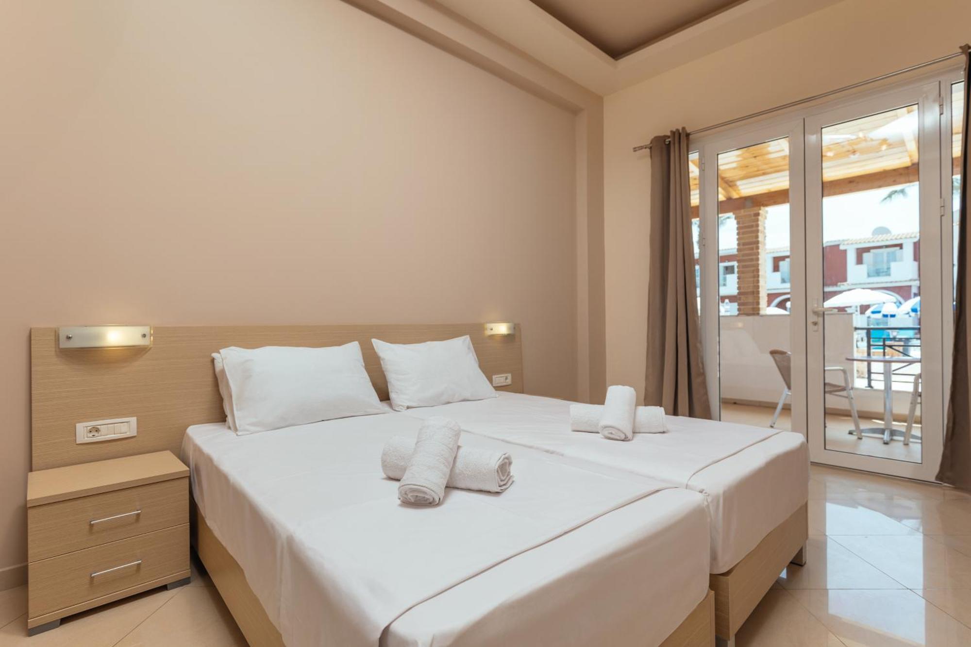 Yakinthos Hotel Laganas Dış mekan fotoğraf