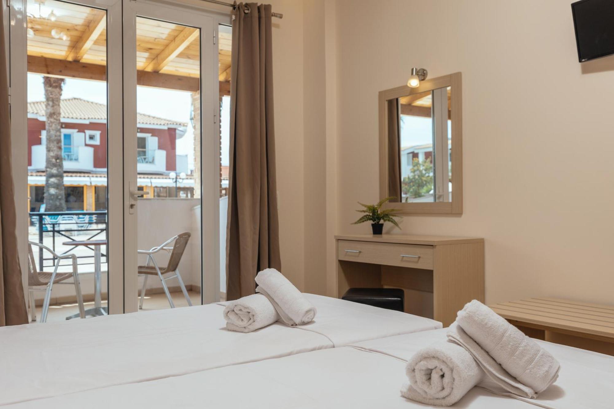 Yakinthos Hotel Laganas Dış mekan fotoğraf